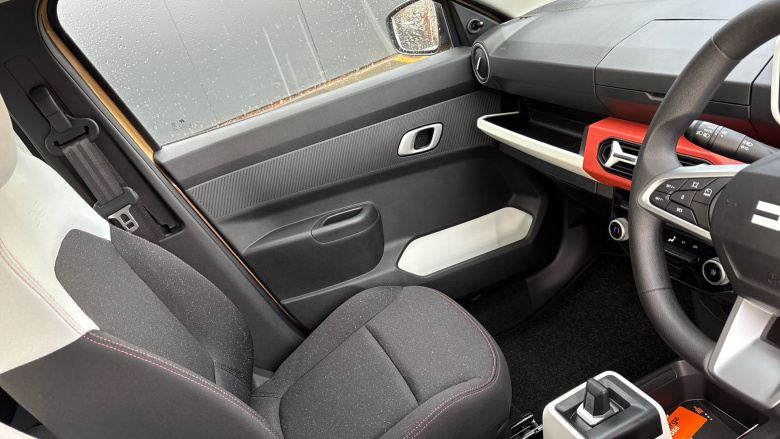 Dacia Spring 27kWh Expression 65 48kW 5dr Auto Electric Hatchback